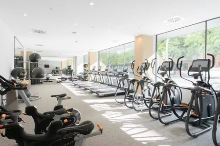 Ramón Carande, Sevilla, Andalusia 41013 - Photo 4