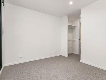 212/5 Beavers Road, Northcote - Photo 3