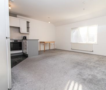 Watkins Square Llanishen, CF14 5FL, Cardiff - Photo 6