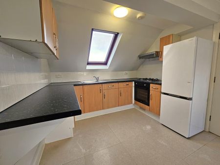2 bedroom flat to rent - Photo 5