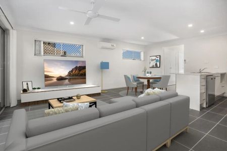 “3 Bedroom Townhouse” - Photo 3