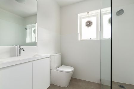 2/300 Ferrars Street, South Melbourne VIC 3205 - Apartment For Rent | Domain - Photo 5