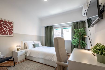 Carrer de Mendizábal, Valencia, Valencian Community 46011 - Photo 3