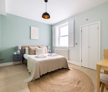 2 Bed Flat, Upland Road, SE22 - Photo 1