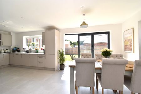 Rosa Road, Elmstead, Colchester, CO7 7HF - Photo 5