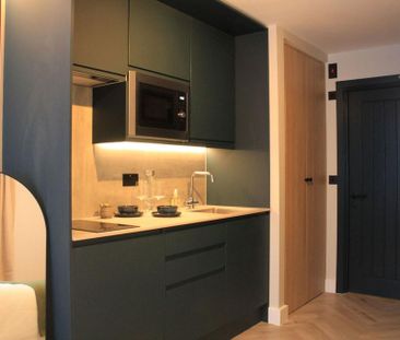 1 bedroom in a flat share to rent - Photo 4