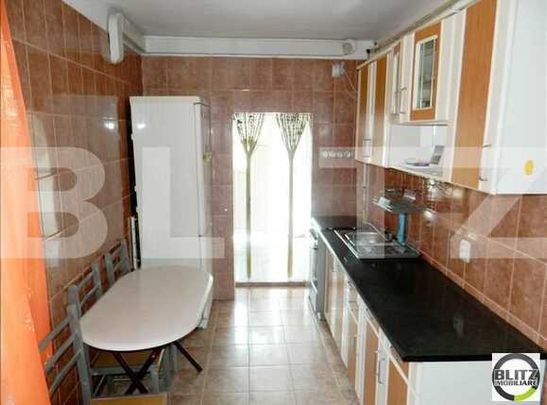 Apartament cu 2 camere, 75 mp, in imobil nou tip casa - Photo 1