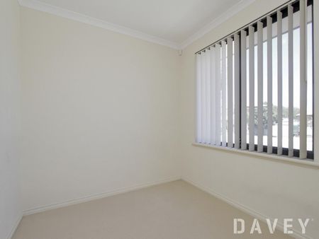 52A Milford Way, Nollamara WA 6061 - House For Rent - $700 | Domain - Photo 2