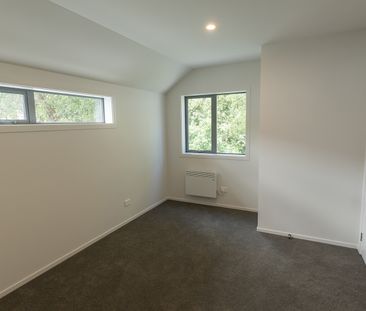 Brand-New Studio Complex - Only meters from the University! - Photo 5