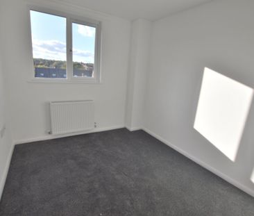 Knighton Park Road, London, SE26 - Photo 1