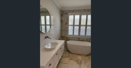 Brand-New Split-Level Deluxe Home - Photo 4