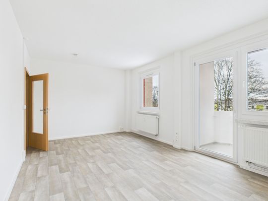 3-Raum-Wohnung mit Balkon auf dem südlichen Sonnenberg - Photo 1