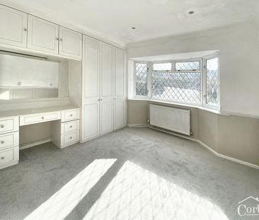 3 bedroom detached bungalow to rent - Photo 5