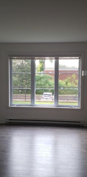 Grand 4 ½ à louer pour $1,850 par mois. 1144 pied-carré - 2 chambres à coucher et une salle de bain. 1er étage - Photo 1