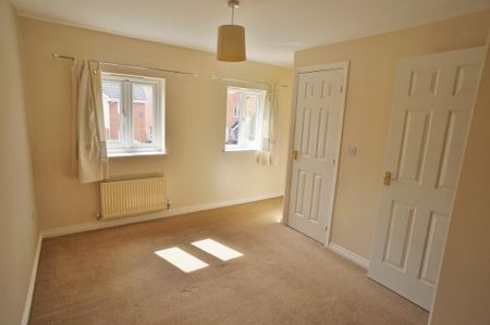 2 bedroom terraced house to rent - Photo 3