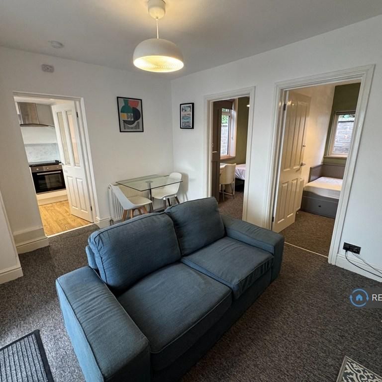 2 bedroom semi-detached house to rent - Photo 1