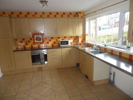 58 Lisgoole Park, Enniskillen, BT74 5ND - Photo 5