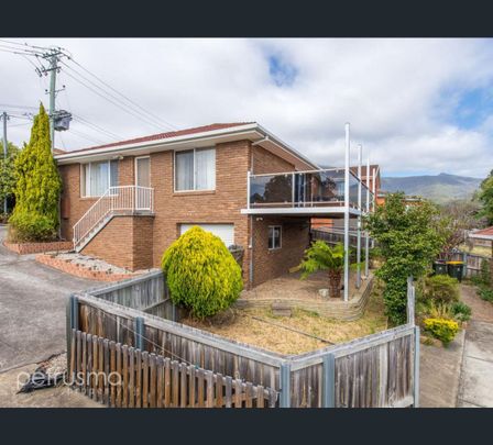 1/4 Bosco Drive, Glenorchy, Tas 7010 - Photo 1