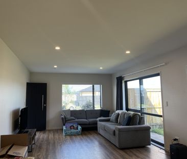 57 Avanda Avenue, Rolleston - Photo 2