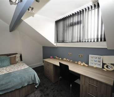 2 bedroom terraced house to rent - Photo 1 | Rentumo