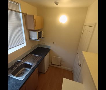 Studio Flat, New Cross Road, SE14 - Photo 4