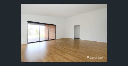 **REGISTER TO INSPECT VIA REALESTATE.COM.AU LINK & PHOTO ID MUST BE PROVIDED AT ENTRY, WHEN VIEWING ALL RENTAL PROPERTIES WITH BARRY PLANT FRANKSTON** - Photo 2