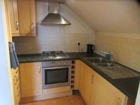 Regents Court, Southend On Sea, SS1 - Photo 2