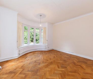 4 bedroom bungalow to rent - Photo 1