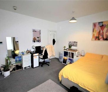 Hartley Crescent, Woodhouse, Leeds, LS6 - Photo 4