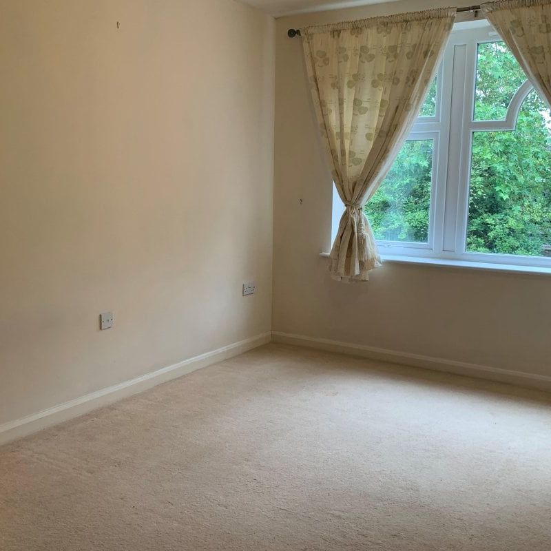 The Avenue - Photo 1