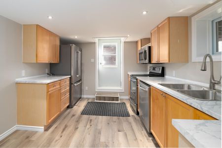 For Lease - 76 Young Street Unit# Lower, Brighton, Ontario - Photo 2