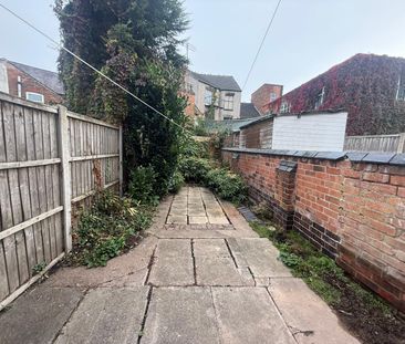 2 bedroom mid-terrace to rent King Alfred Street, Derby - Photo 2