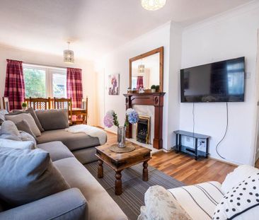 1 bedroom in a house share to rent - Photo 1