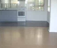 2 Bedroom downstairs unit by Rangitoto College, Mairangi Bay - Photo 1