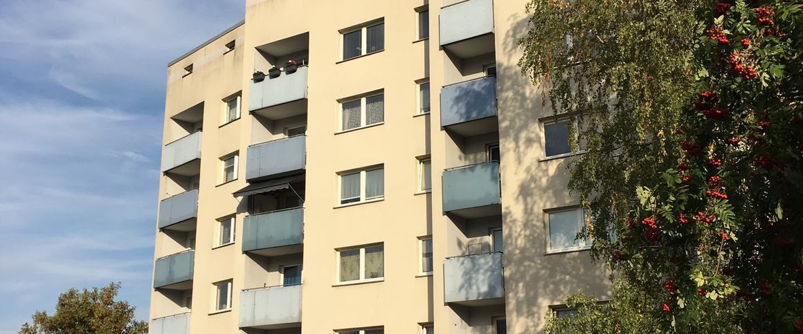 WBS erforderlich - Erdgeschosswohnung mit Balkon - Foto 1