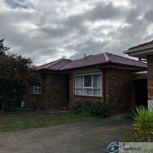 In the heart of Springvale Central - Photo 2