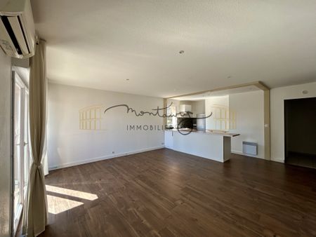 COUP DE COEUR : P3 AVEC TERRASSE ET PARKING EN DERNIER ETAGE - Photo 5