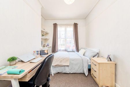 3 bedroom terraced house to rent - Photo 3