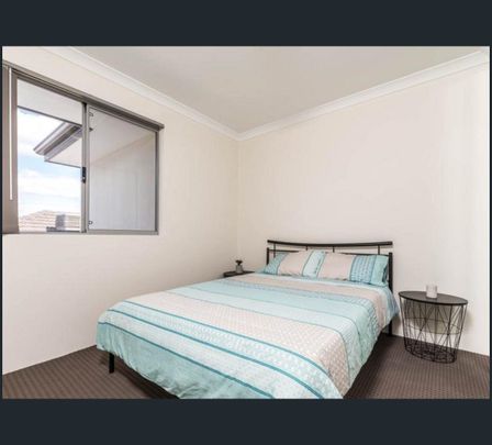 8/7 Gibbs Street, East Cannington, WA 6107 - Photo 1