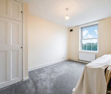 4 bedroom apartment to rent - Photo 4