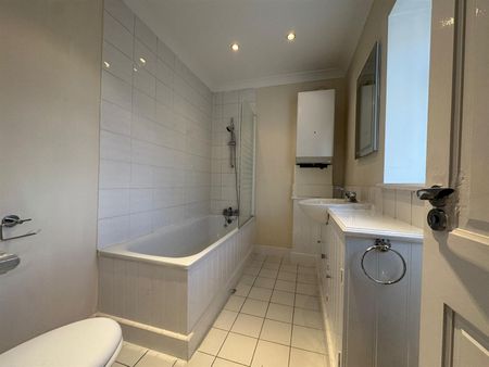 Wandsworth Bridge Road, London SW6 - Photo 4