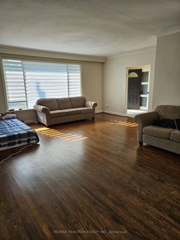 For Lease - 48 Barksdale Avenue, Toronto, Ontario - Photo 2