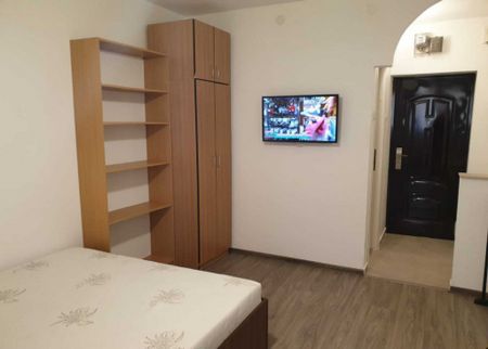 250 euro! Garsoniera Nicolina , totul nou, parter - Fotografie 3