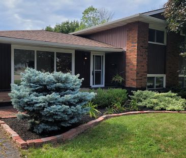 For Lease - 1 Bendamere Drive, Grimsby, Ontario - Photo 2