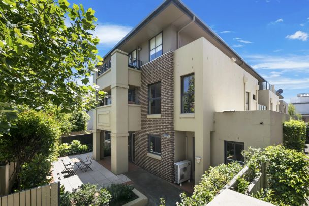 Unit 12/219 Dandenong Road, Prahran. - Photo 1