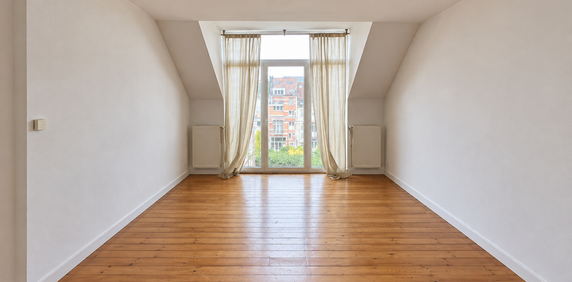 Duplex te huur in Brussel voor € 1.200 met 1 slaapkamer - foto 2