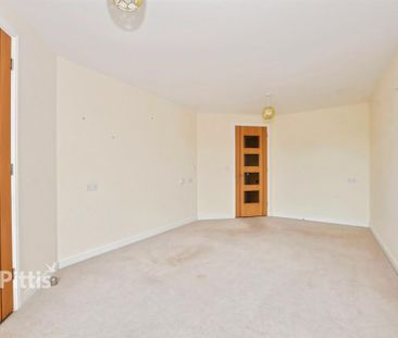 1 bedroom retirement property to rent - Photo 1