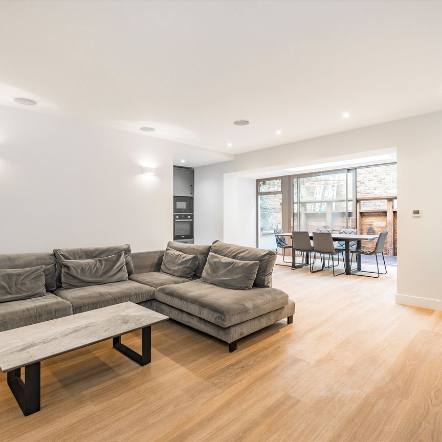 Harcourt Terrace, SW10, London - Photo 1