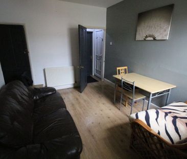 Student Accommodation, 73 Thesiger Street, Lincoln, Lincolnshire, L... - Photo 6