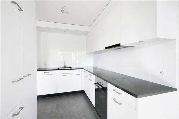 "Finden Sie ihre neue Wohnung in Binningen!" - Photo 1